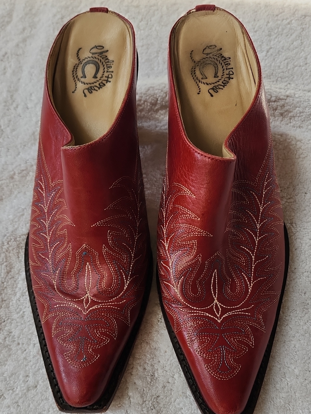 Red Embroidered Women’s Cowboy Slip-On Western Mules Size 8 Preowned
